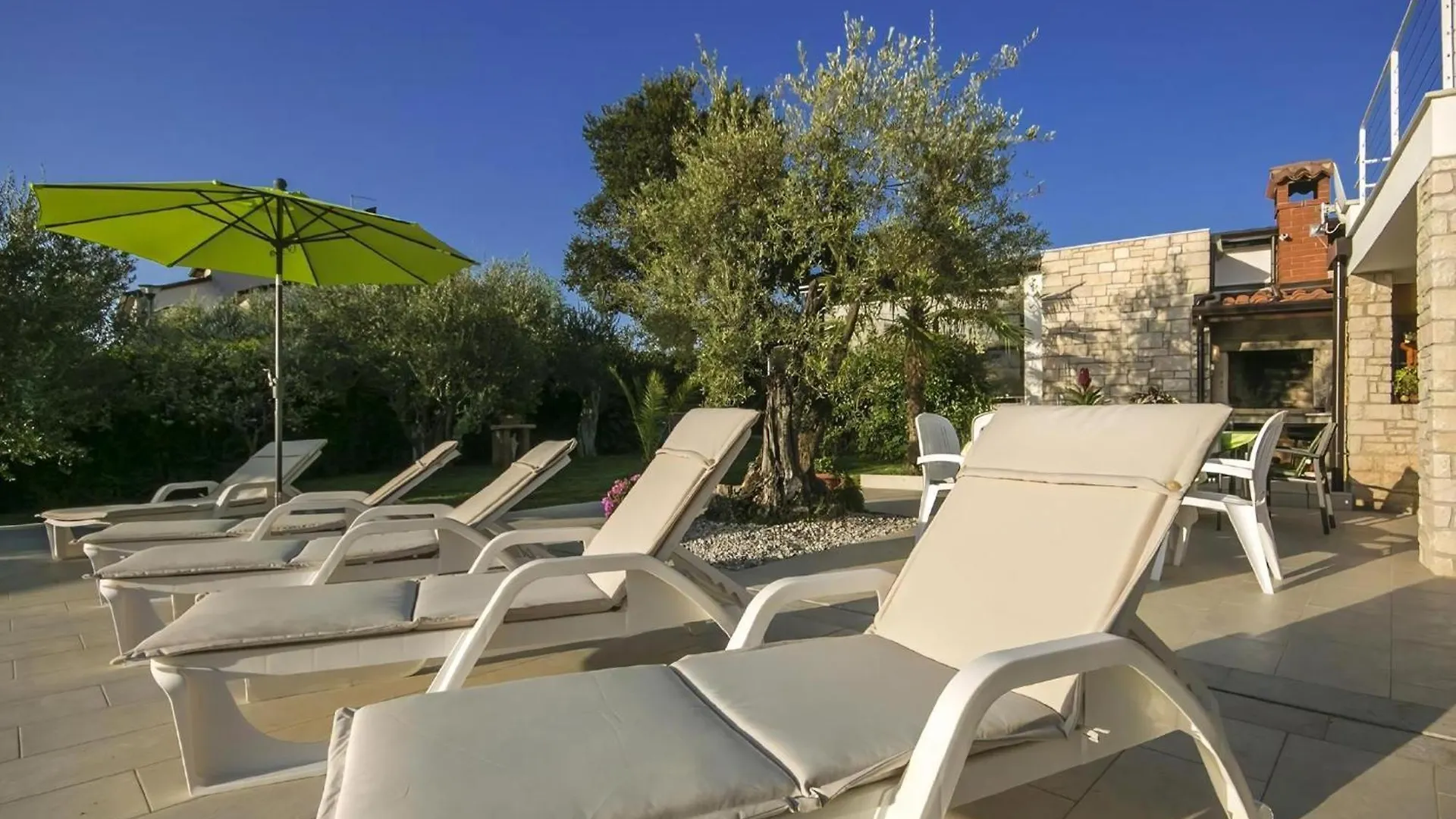 Residence Livija 2 Mit Pool In Strandnaehe Poreč Apartamento